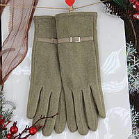 Перчатки женские велюровые с мехом и декоративным ремешком осень-зима размер L бежевый