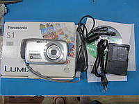 Фотоапарат Panasonic Lumix DMC-S1   12.1 Мп / Зум: 4x (оптіческий),