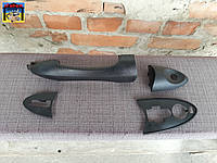 Ручка двери передней (левой, правой) FORD FOCUS 1998-2004 (с отверствием для замка, чёрная)
