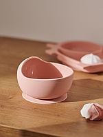Детская силиконовая тарелка 350мл. на присоске цвет розовый.