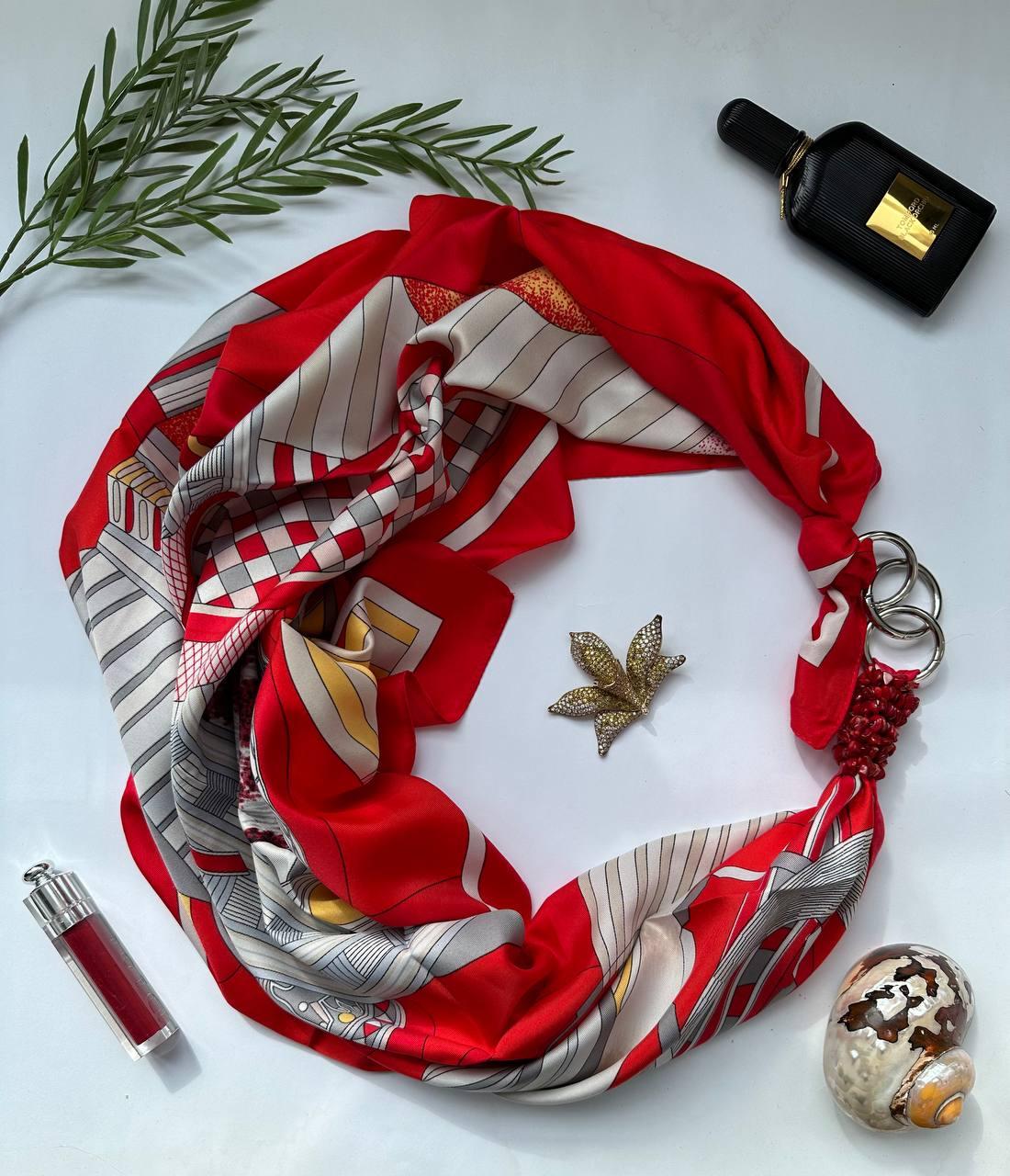 Дизайнерский платок "Яркая вспышка" от бренда My Scarf, натуральные камни - коралл