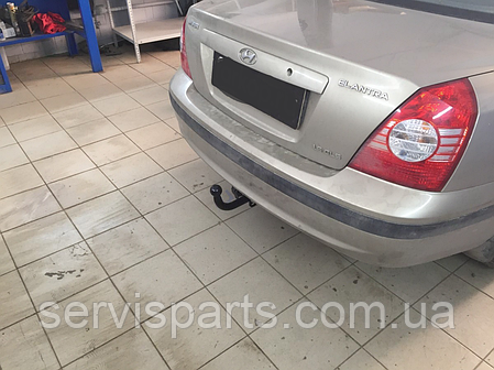 Фаркоп Hyundai Elantra XD 2000-2012 (Хендай Елантра XD) знімний гак на болтах, фото 1