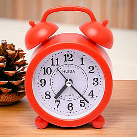 Настільний кварцовий будильник на батарейці АА 9х8х3, годинник-будильник