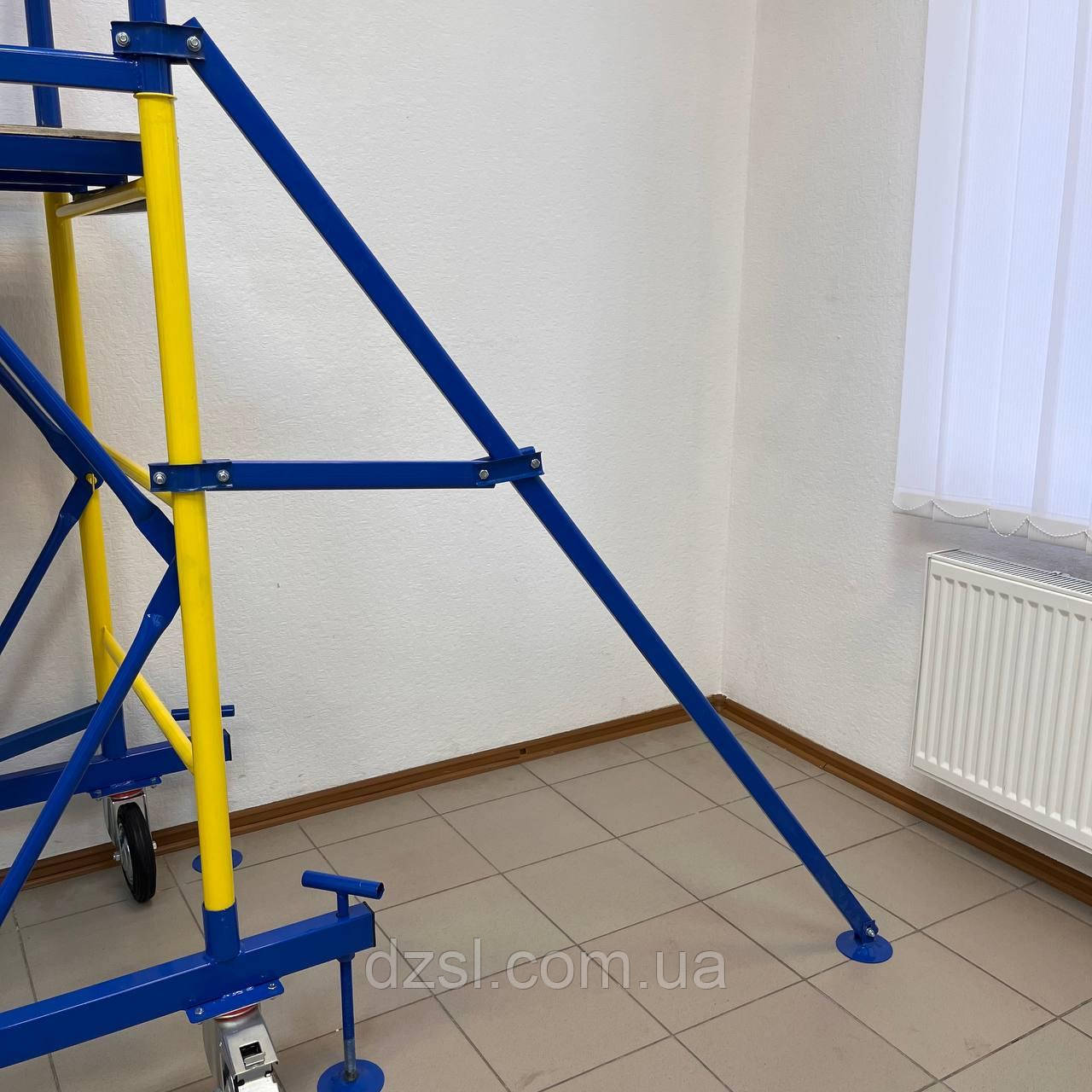 Стабілізатор, розкіс для вишки тури будівельної