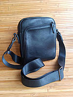 Мужская кожаная сумка мессенджер фирмы ST черного цвета Стильная сумка для мужчины