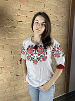 Жіноча вишита сорочка з домотканого полотна з трояндами