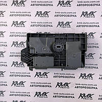 Корпус блоку запобіжників Opel Astra J 09-15р. 13302321