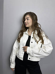Жіноча куртка біла джинсова коротка Modna KAZKA MKKC9028-1