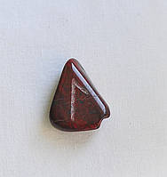 Лагуз (Laguz), руна амулет, камінь – почуття, протягом, зачаття, зміни. Може допомогти у вирішенні самих різноманітних каль