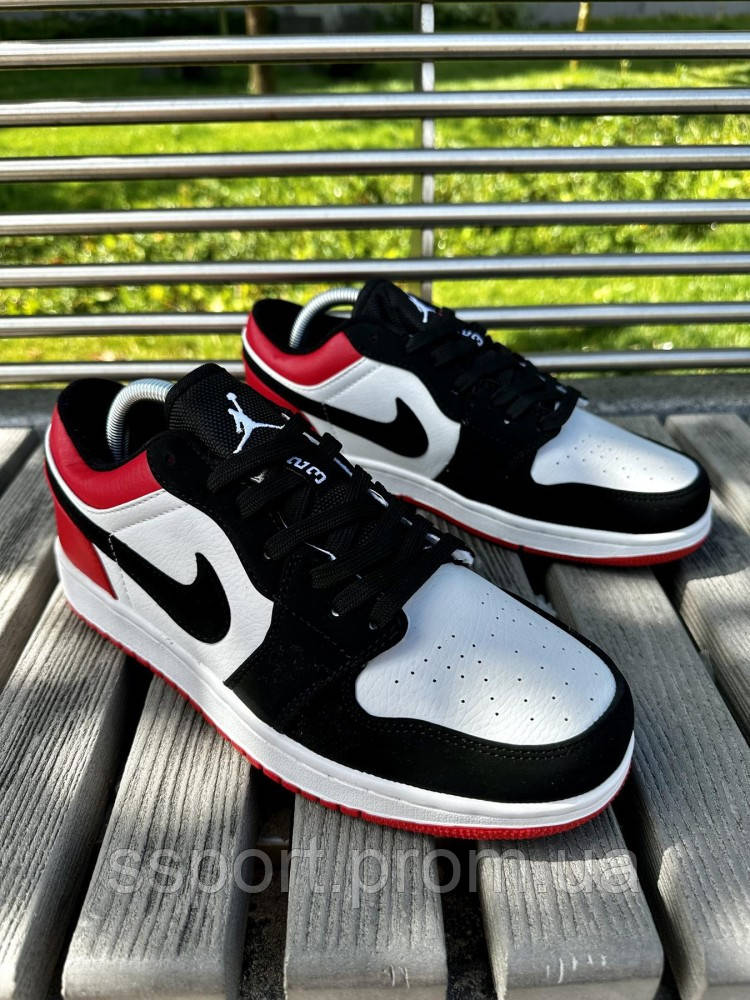 Кроссовки Nike Air Jordan 1 low (black/white/red)