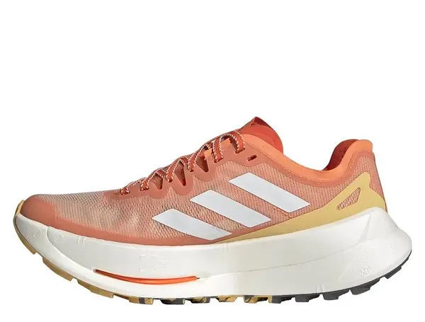 Adidas chaussure orange 2025