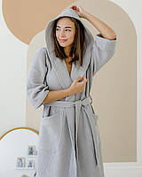 Женский вафельный халат с капюшоном удлиненный хлопок серый