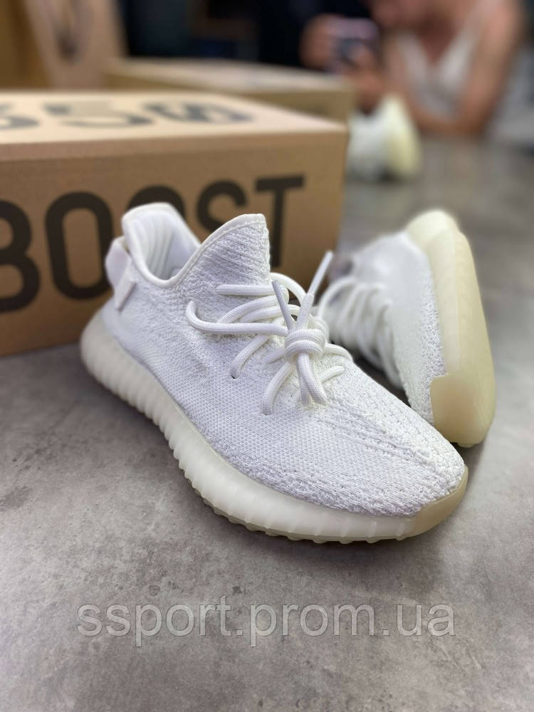 Кросівки Adidas Yeezy Boost 350 V2 Triple white білі ob195