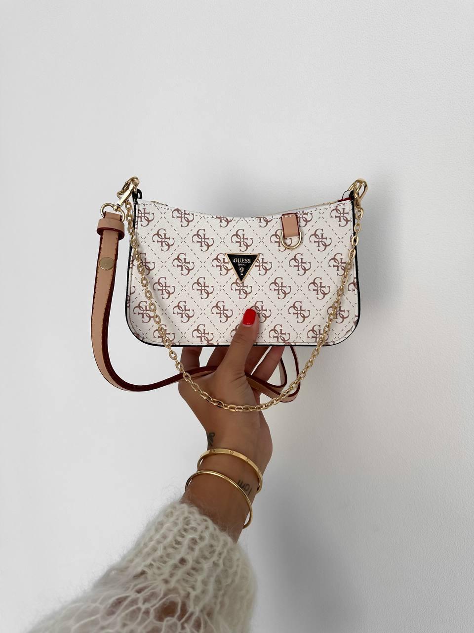 Жіноча сумка Гесс біла Guess White