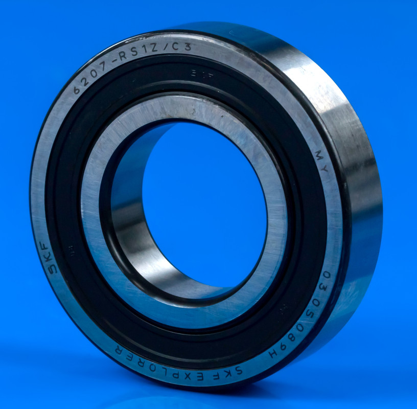 Фірмовий підшипник SKF 207zz