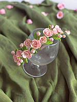 Обруч с розовыми розами из полимерной глины ручной работы