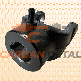 Вилка під шпонковий паз (шпонку) D=25 мм під хрестовину 27х70 мм