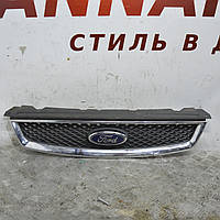 Решетка радиатора Ford Focus II 2004-2008 дорестайл Решетка бампера передняя Форд Фокус 2 4M518138AE