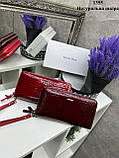 Натуральна шкіра. Червоний - стильний гарний та зручний лаковий гаманець на 2 відділення на блискавці - 20х10х4 см (1355), фото 7