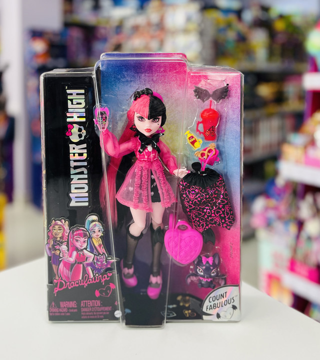 Лялька Monster High Монстро-класика Draculaura HHK51 Лялька Монстер Хай Дракулаура