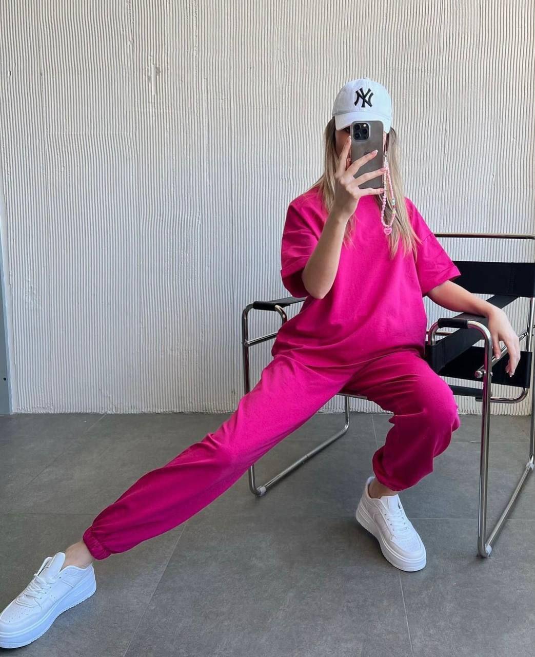 Жіночий базовий костюм/комплект футболка оверсайз і джогери (Розміри S,M,L), Фуксія