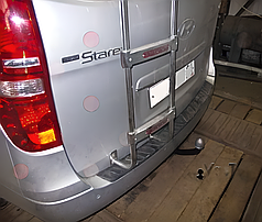 Фаркоп Hyundai H1 2012- (Хендай Н-1) також Grand Starex