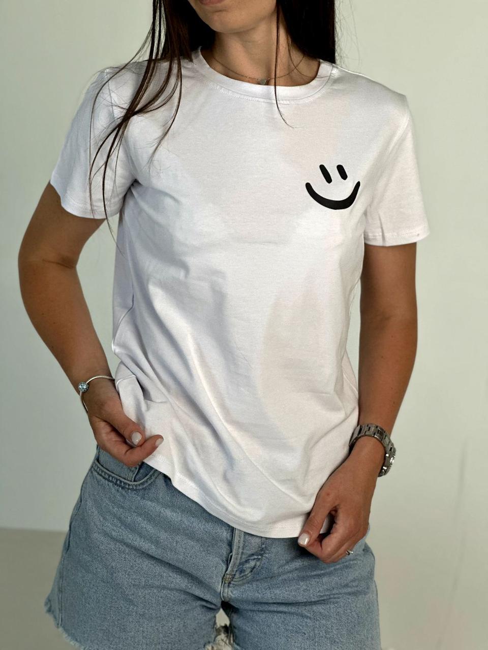 Жіноча футболка з принтом Смайлик