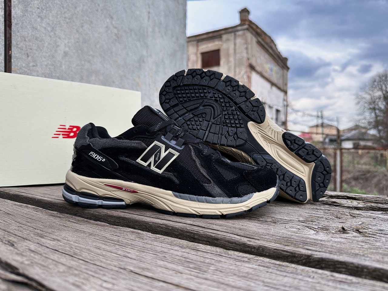Чоловічі кросівки New Balance 1906D Protection Pack Black чорний