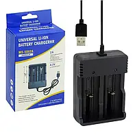 Зарядний пристрій для акумуляторів 2x18650 / від USB / Li-ion