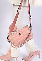 Жіноча сумка в рожевому кольорі