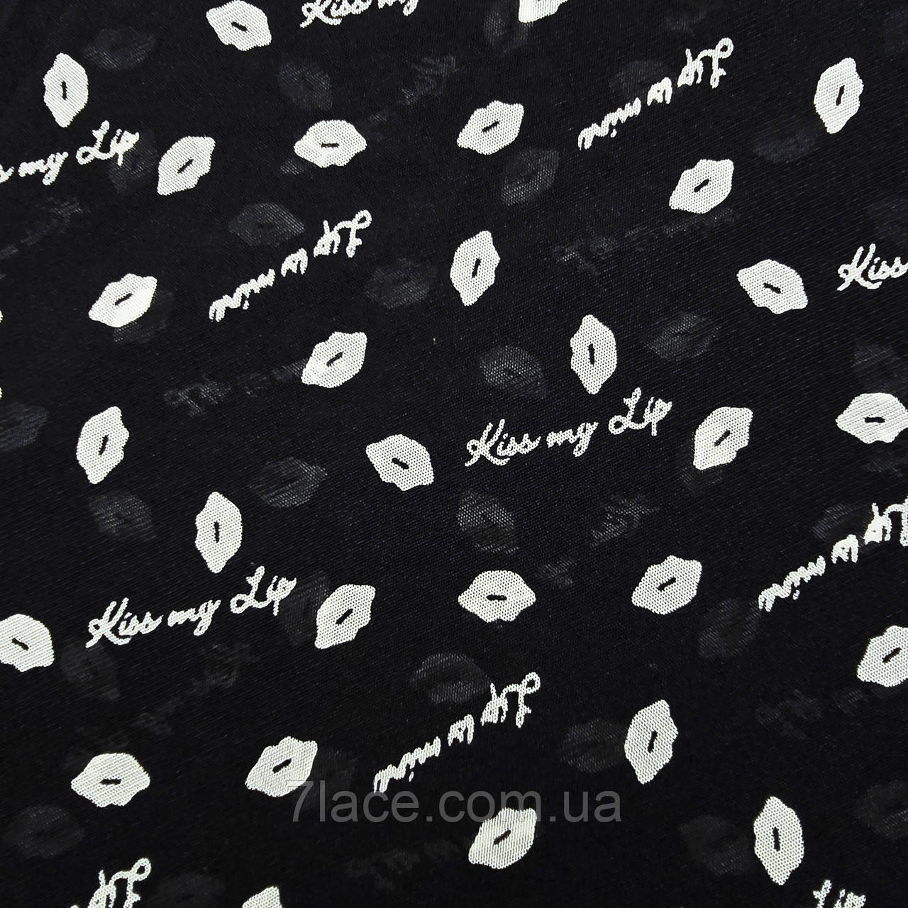 Сітка стрейч для нижньої білизни з принтом "KISS MY LIP" / колір ЧОРНО-БІЛИЙ / ціна вказана за 0,5 метра