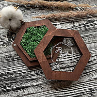Весільна коробка для обручок з мохом, іменна коробочка з дерева для обручок на розпис, дерев'яна підставка під обручки