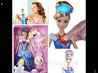 Disney Princess Glittering Lights Cinderella Doll Золушка со световыми эффектами