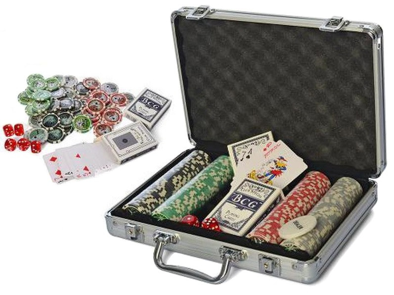 Набір для покеру M 2779 на 200 фішок з номіналом