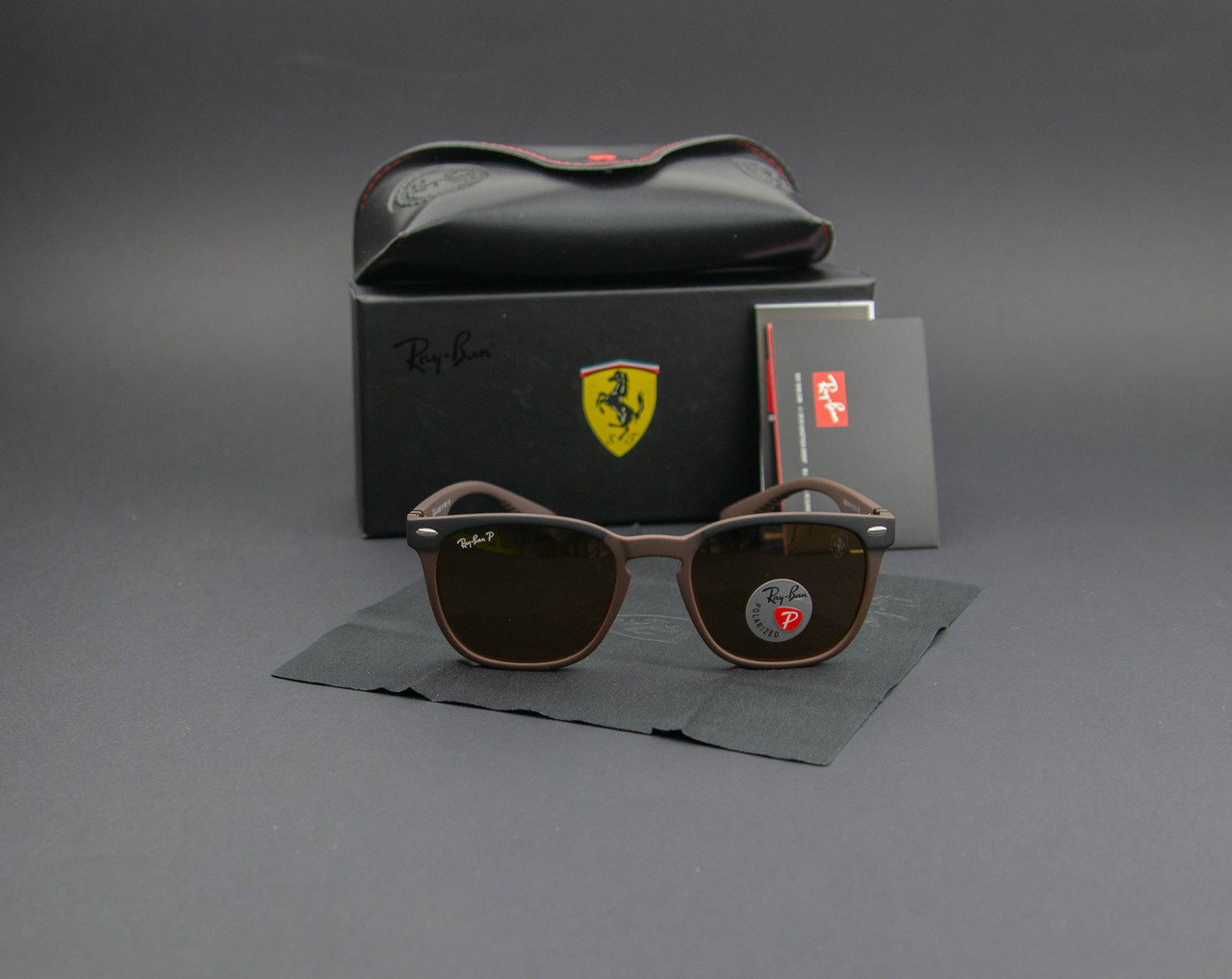 Сонцезахисні окуляри RAY BAN Ferrari поляризаційні UV400 (арт. 8369P) коричневі/матова оправа