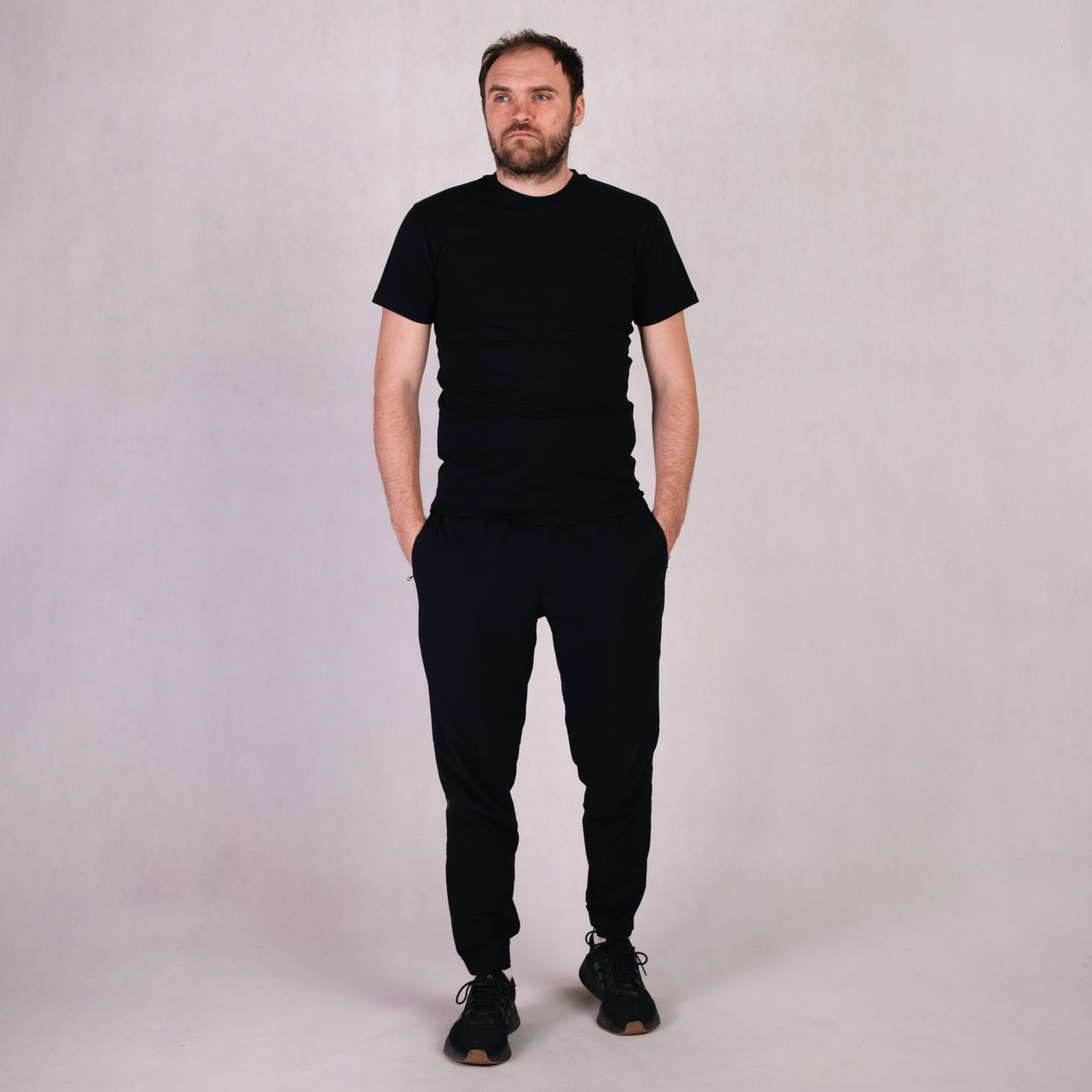 Футболка чоловіча чорна трикотажна однотонна літня 48-60р