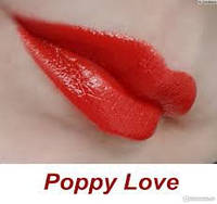 Зволожуюча кремова губна помада ультра Poppy Love avon ейвон