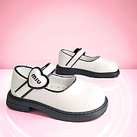 Детские праздничные белые туфельки, нарядная обувь лоферы для девочек с супинатором. Размер: 22-27