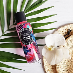 Парфумований спрей для тіла? Victoria's Secret Spring Fever Mimosa Petals & Plum Mist Spray, 250 mL