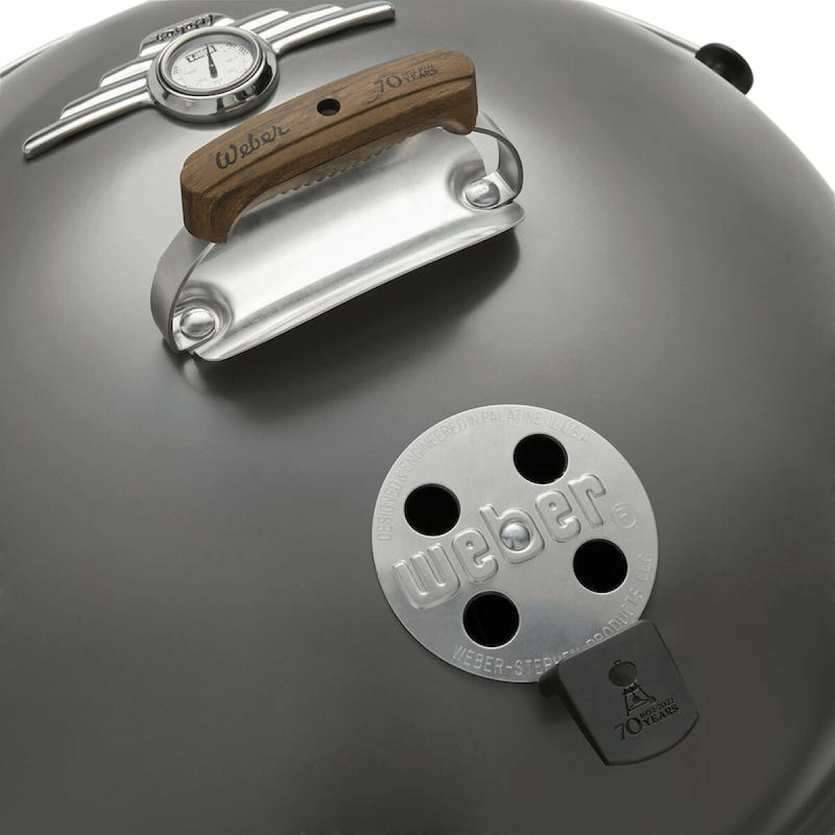 Гриль угольный Weber 70th Anniversary Kettle (19521004)(7576150381754) - фото 5 - id-p2178478904