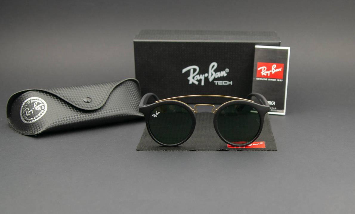 Сонцезахисні окуляри RAY BAN чорні матові/золоті дуга UV400 (арт. 4256-F), фото 1