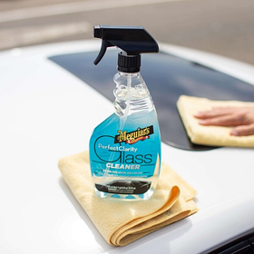 Очищувач для скла Meguiar's G8224 Perfect Clarity Glass Cleaner, 709 мл