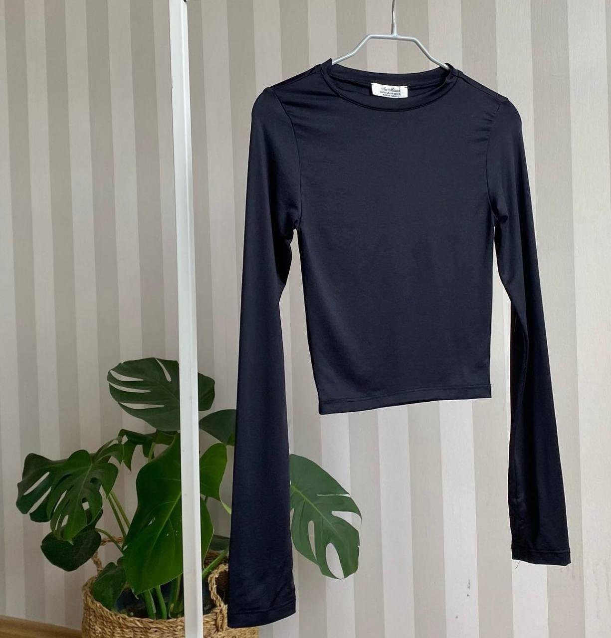 Чорний базовий лонгслів жіночий (р. 42-46), фото 1