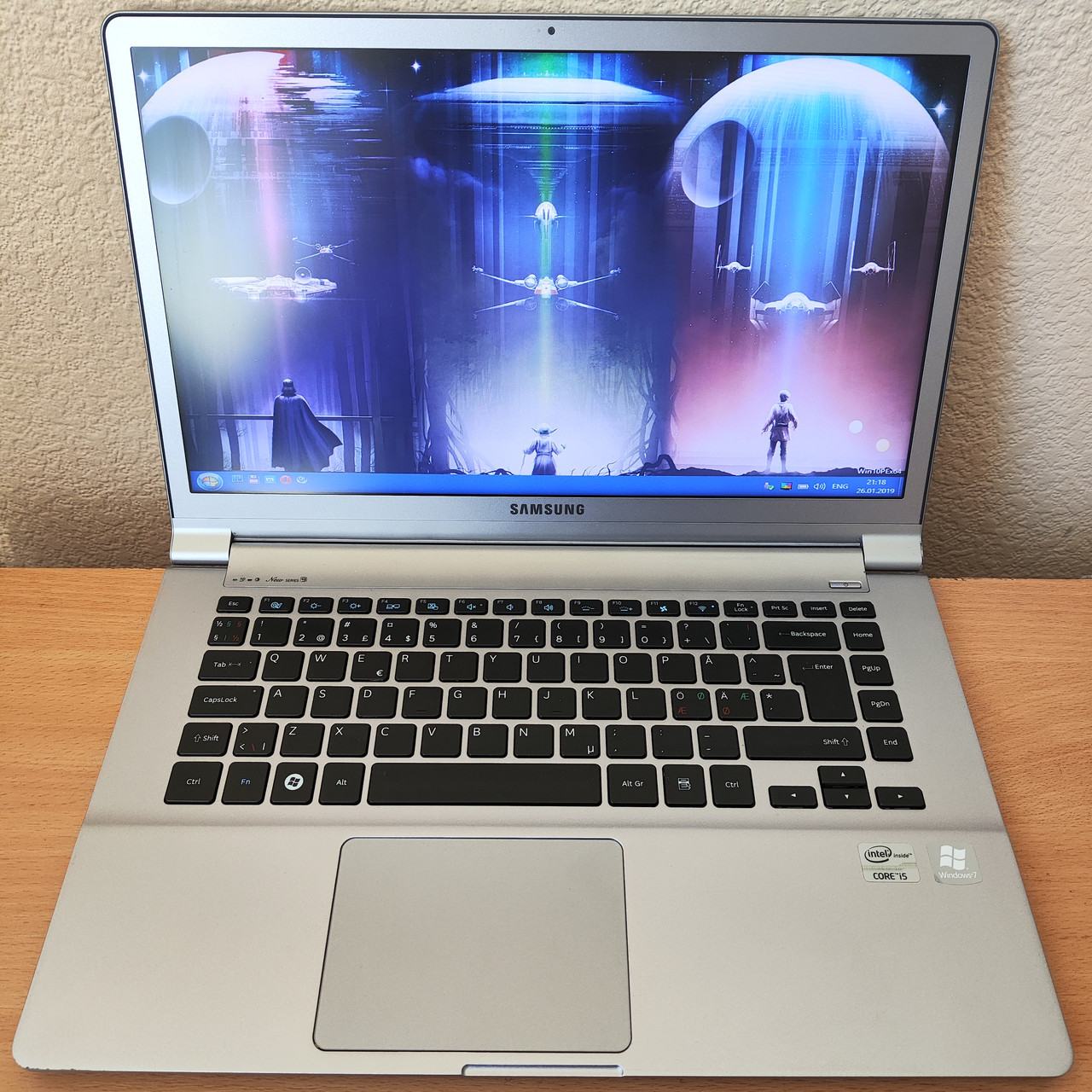 Ультрабук Samsung NP900X4D 15" i5-3317U/4 GB DDR3/256GB SSD /Intel HD Graphics 4000/WebCam