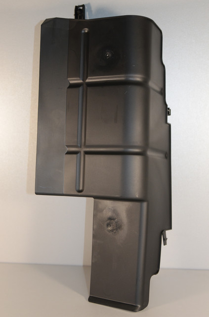 Захист генератора (дефлектор біля радіатора) на Renault Trafic 2001-> 1.9 dCi — RENAULT - 8200209920