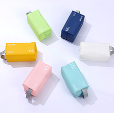 Косметичка прорезинена для басейну "JELLY WASH BAG 01". Розмір 23х11,5х11,5 см. Рожевий колір, фото 4