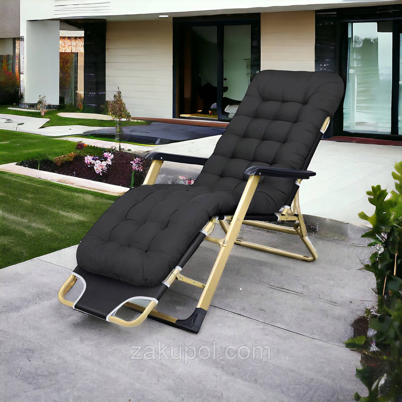 Шезлонг садовий з подушкою до 125кг CT-SF02-BK ЧОРНИЙ Розкладне крісло Лежак