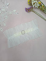 Свадебная подвязка для невесты фатиновая в молочном цвете