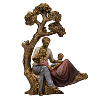 Статуэтка Пара с младенцем под деревом 26.5 см