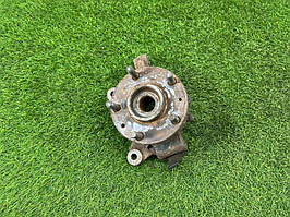 Цапфа підвіски LAND ROVER FREELANDER 1 1.8B 1999 перед. лів. (б/у)